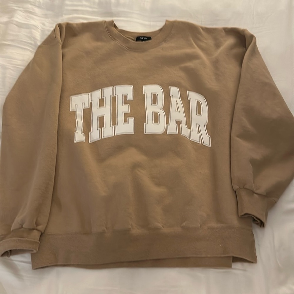 Camel viral The Bar sweatshirt
